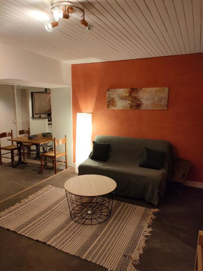 Le Calme A La Source Villa Brechamps Luaran gambar